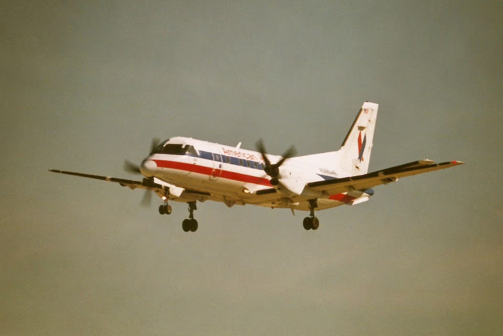 N330AE — Aircraft