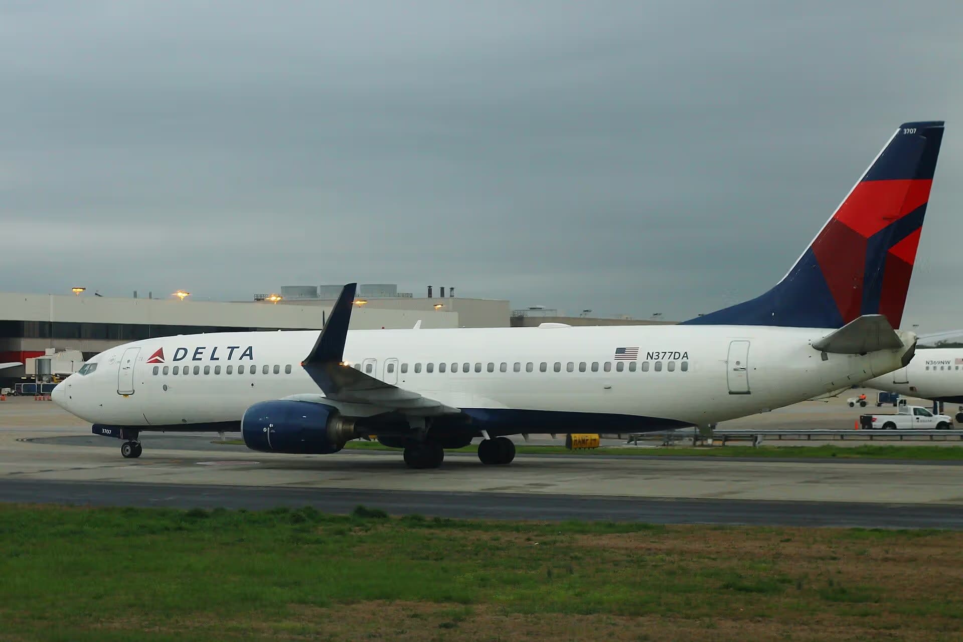 N377DA — Boeing
