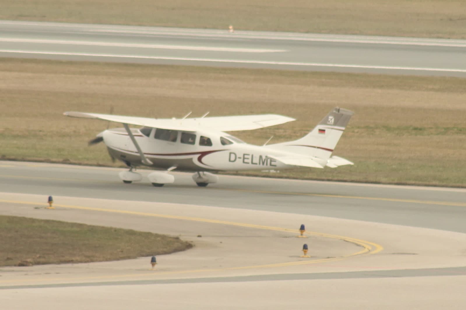 D-ELME — Single-engine aircraft