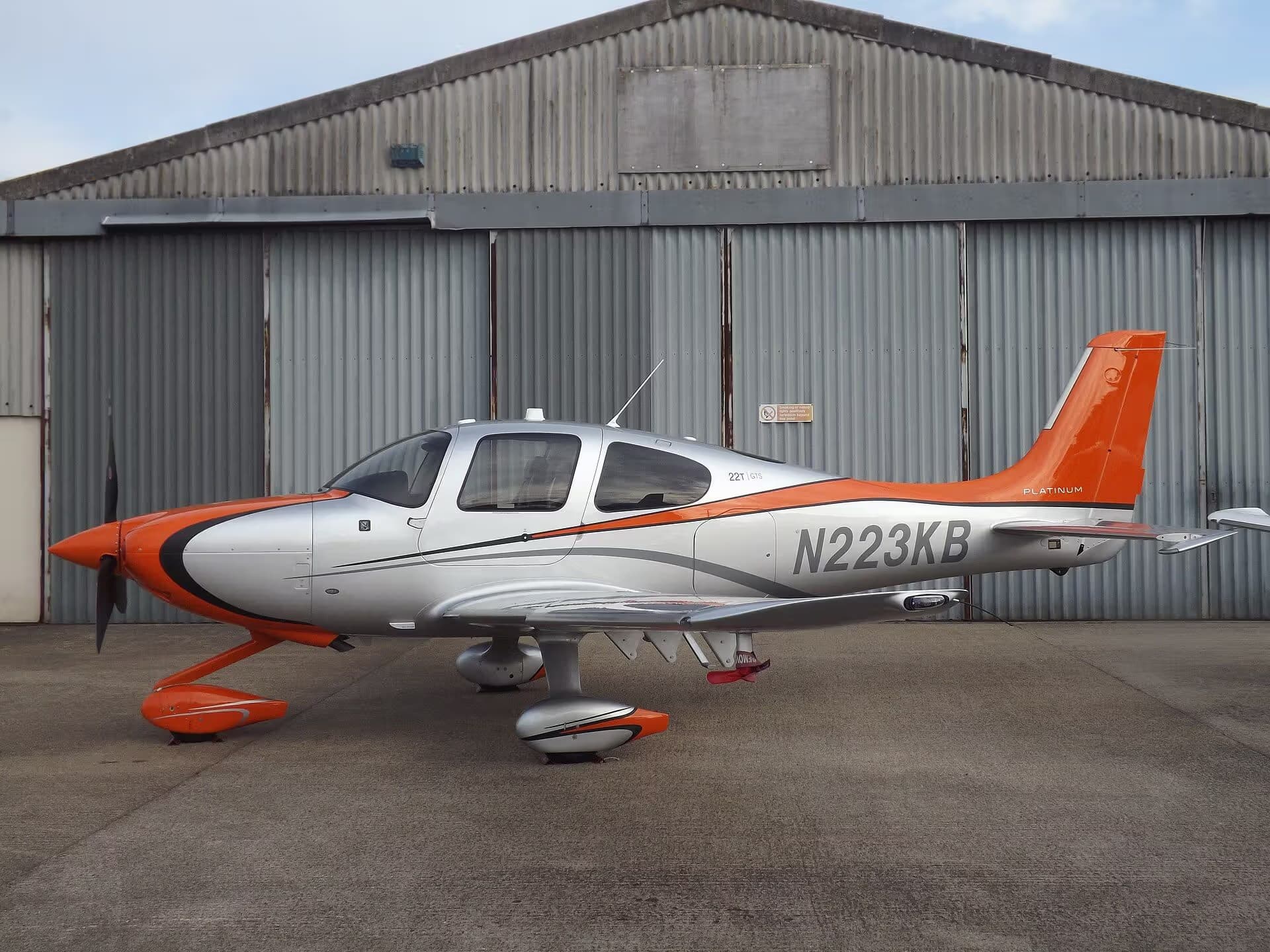 N223KB — Cirrus