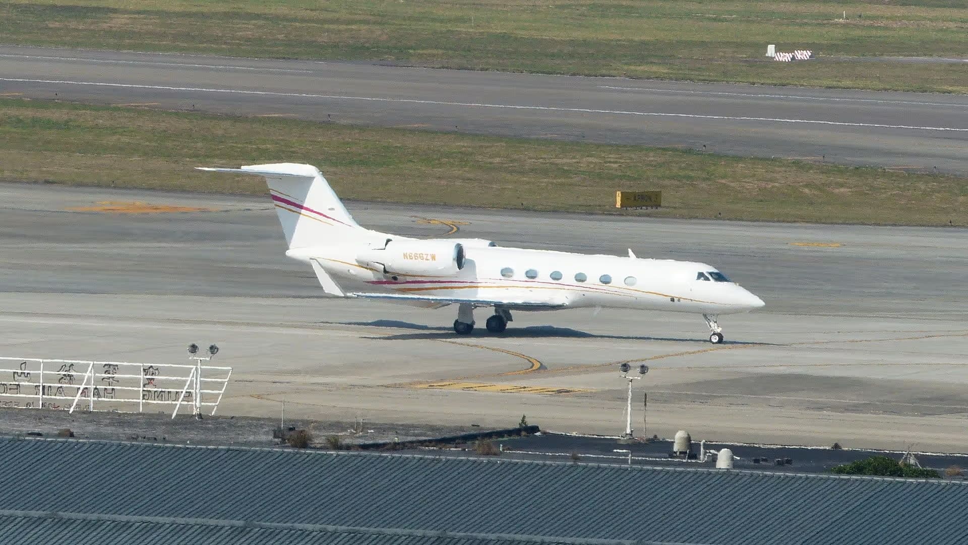 N666ZW — Business jet