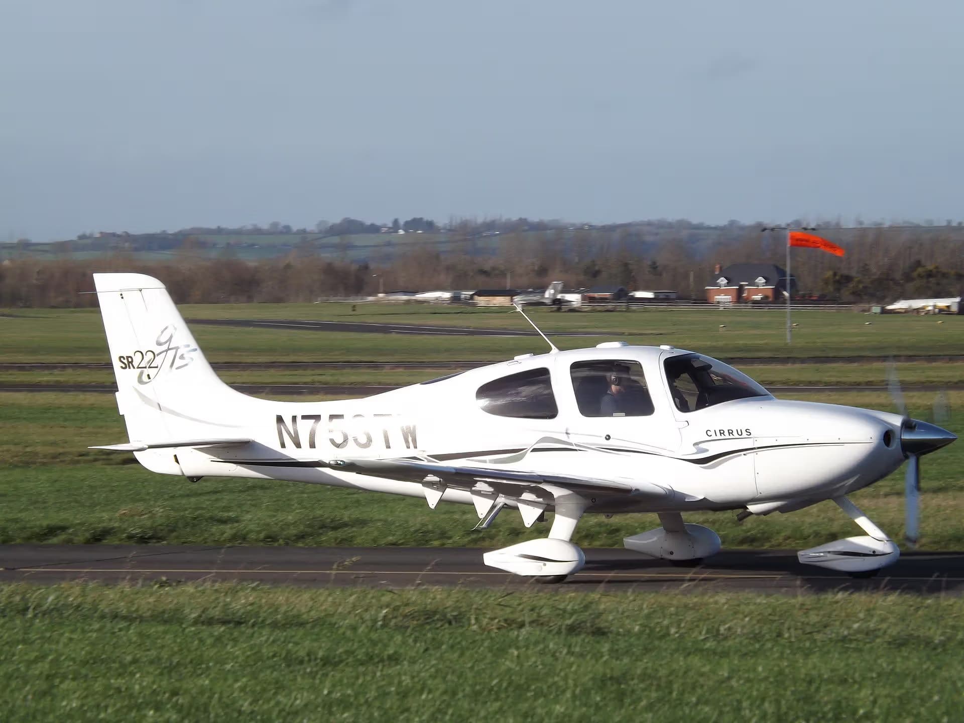 N753TW — Cirrus