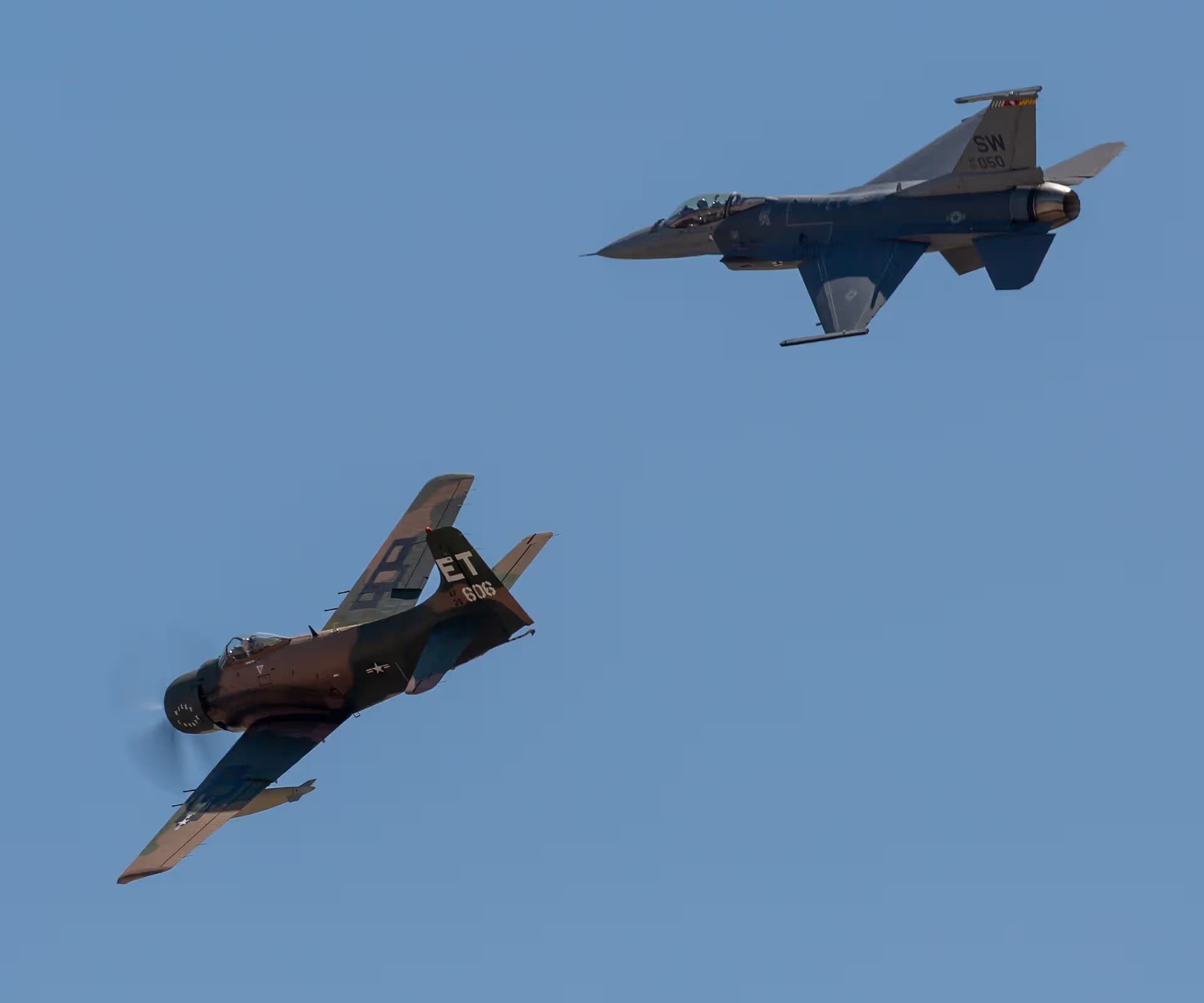 N39606 — Warbird