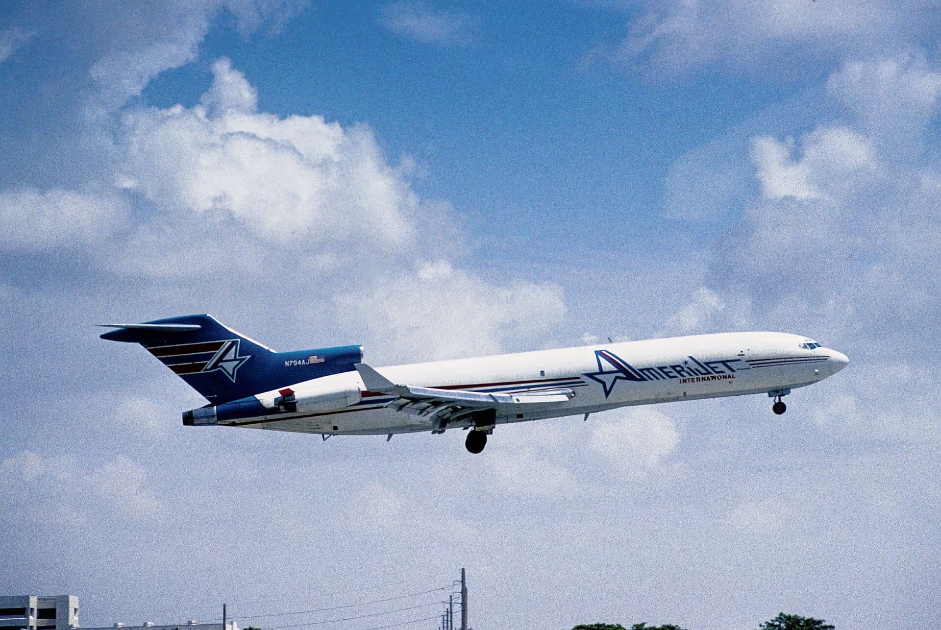 N794AJ — Boeing