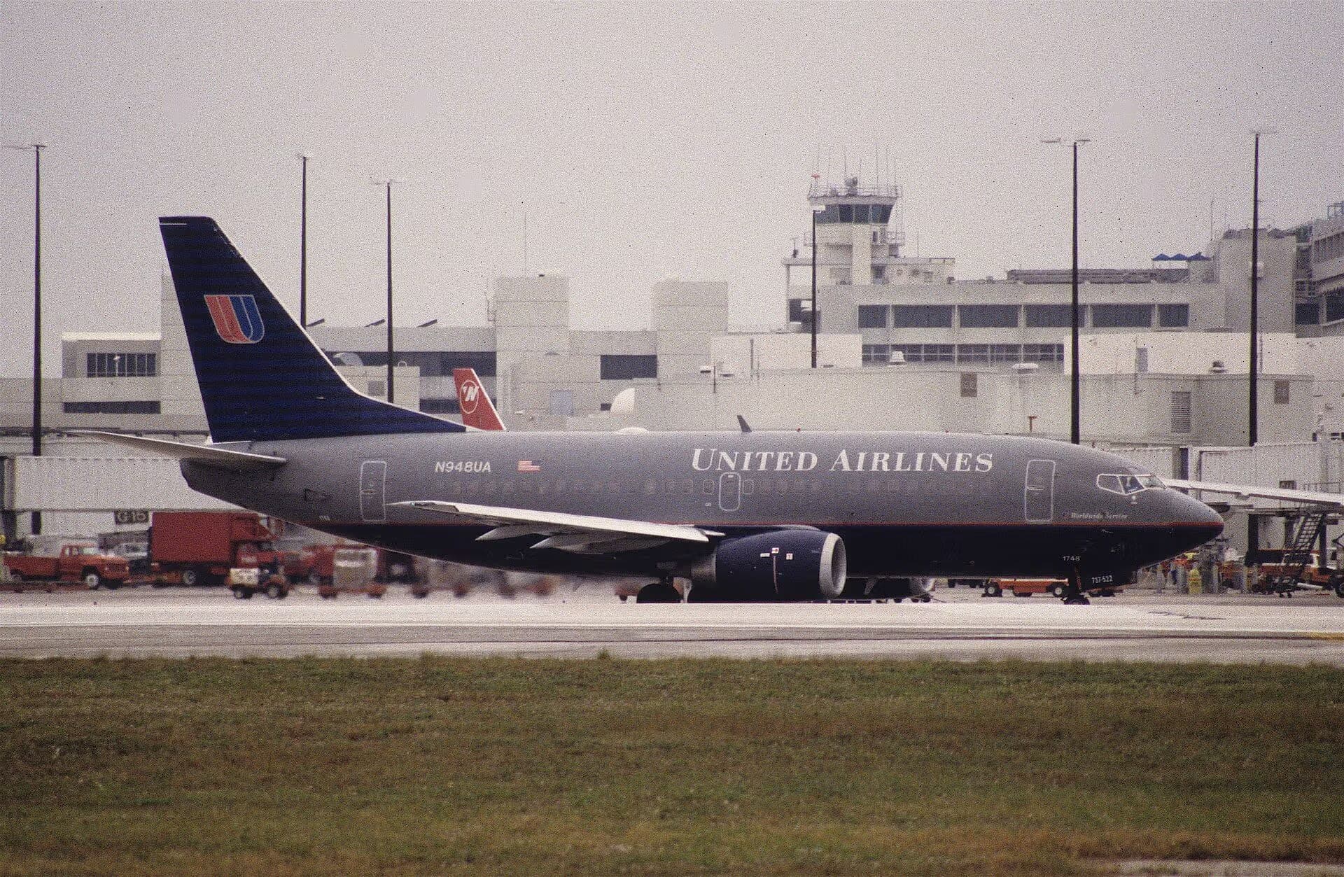 N948UA — Boeing