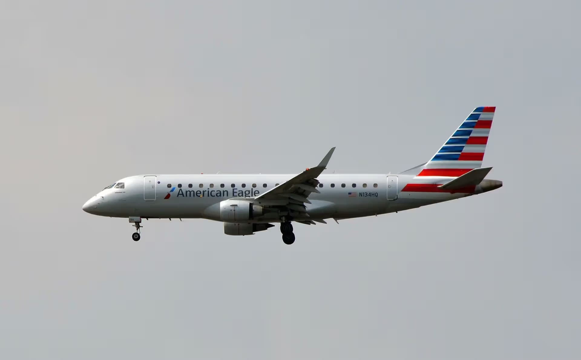 N134HQ — Embraer