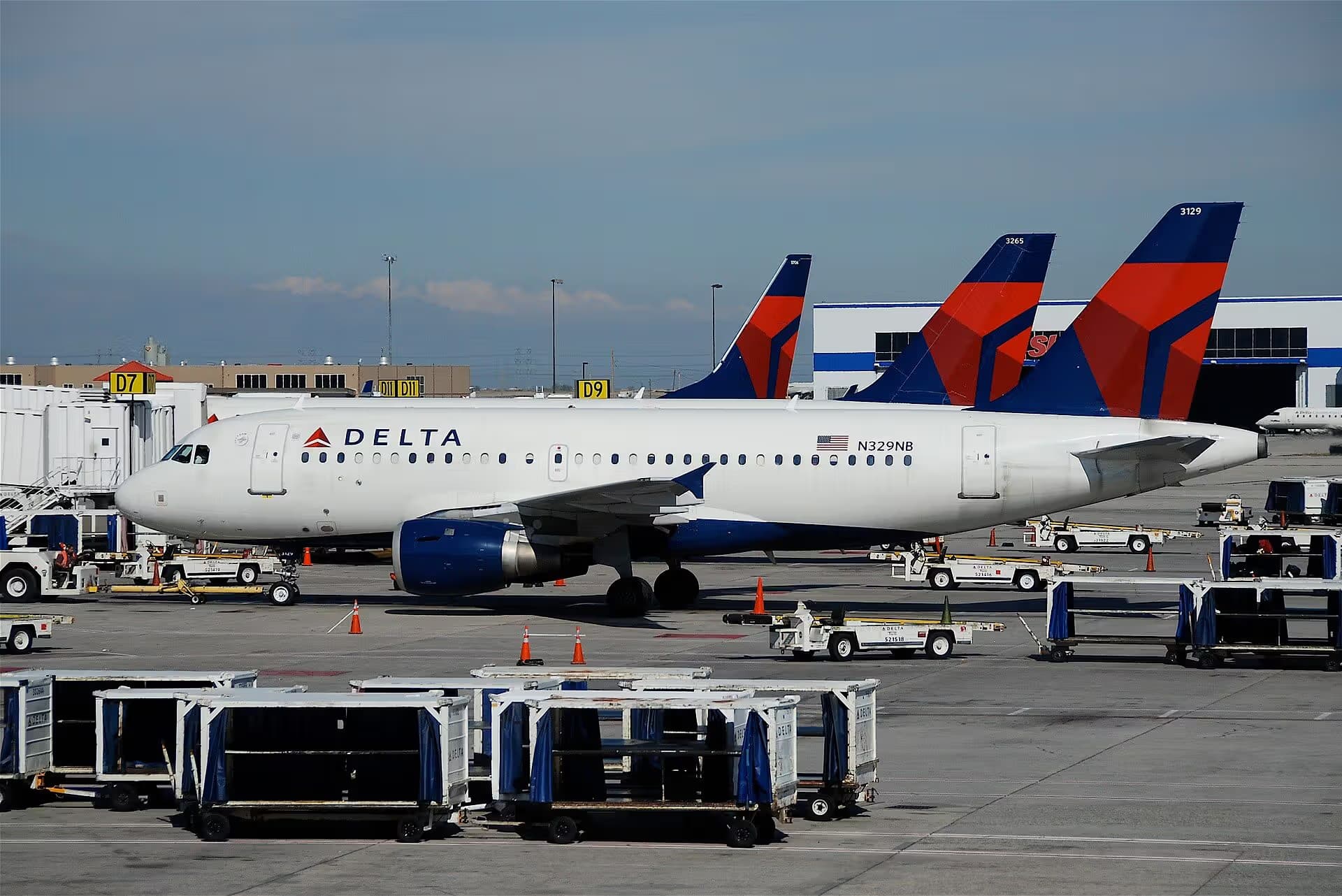 N329NB — Airbus