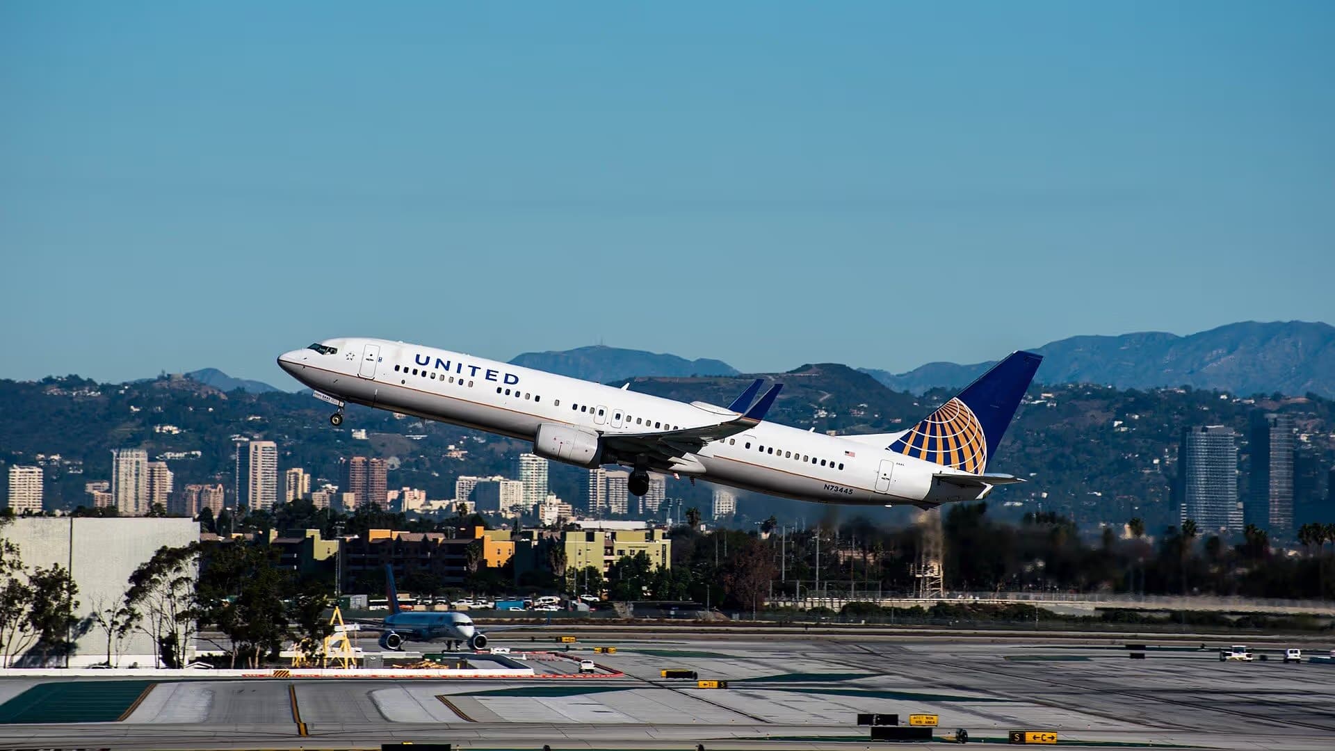 N73445 — Boeing