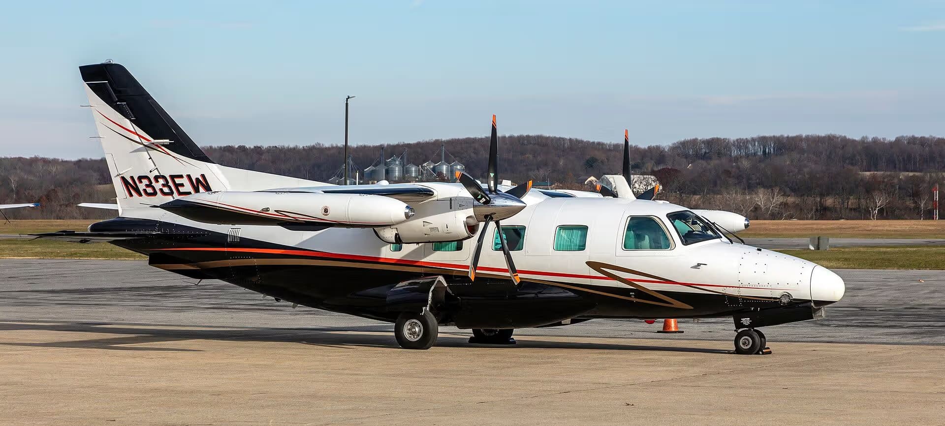 N33EW — Aircraft