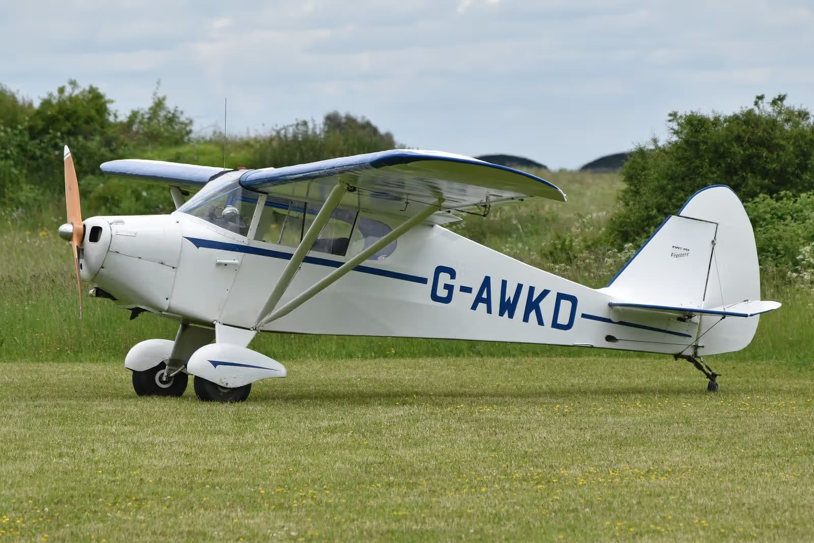 G-AWKD — Piper