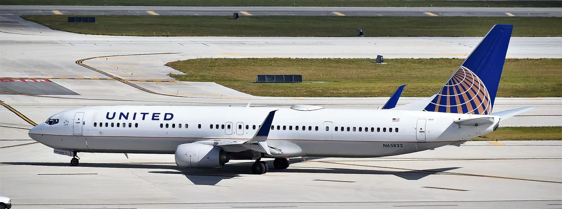 N65832 — Boeing