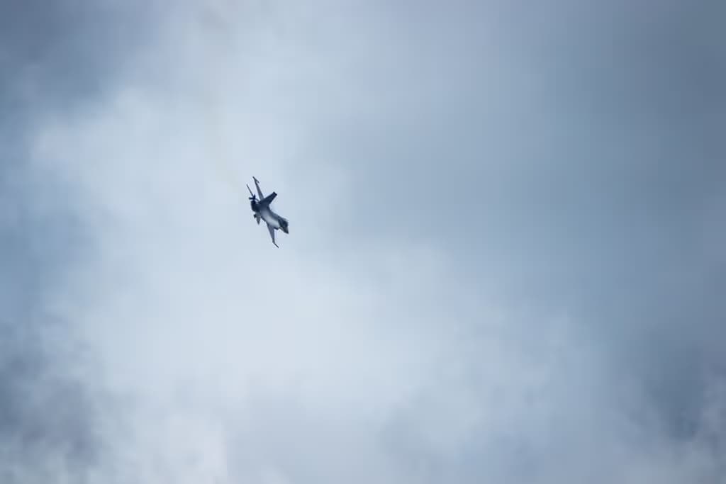 Unidentified — Aircraft