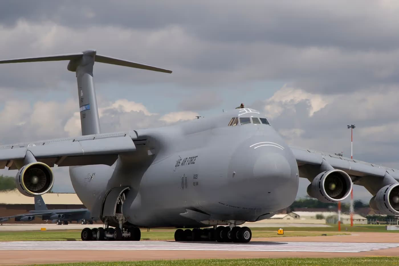 Unidentified — Aircraft