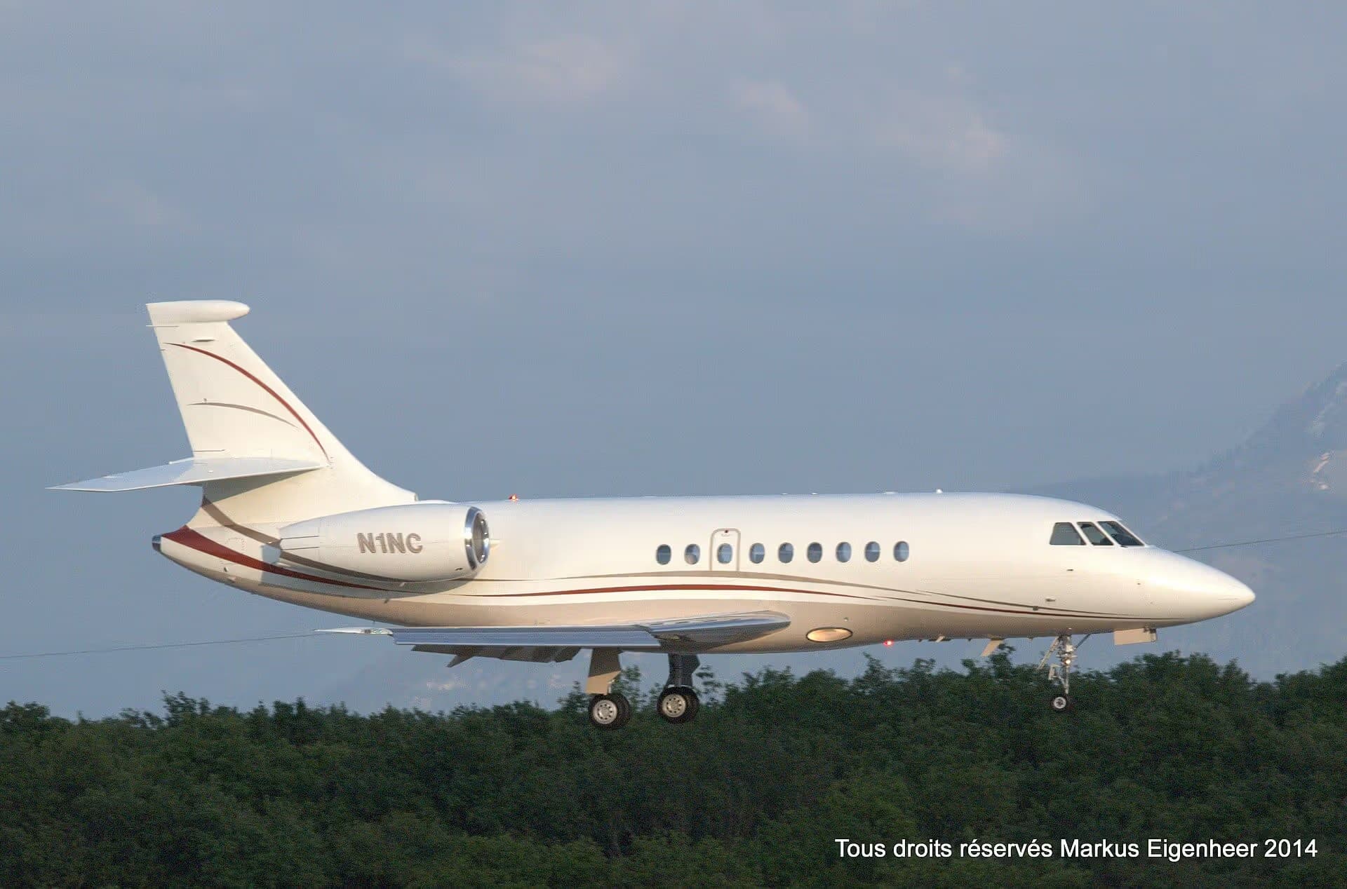 N1NC — Business jet