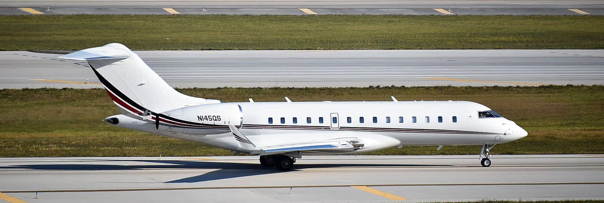 N145QS — Bombardier
