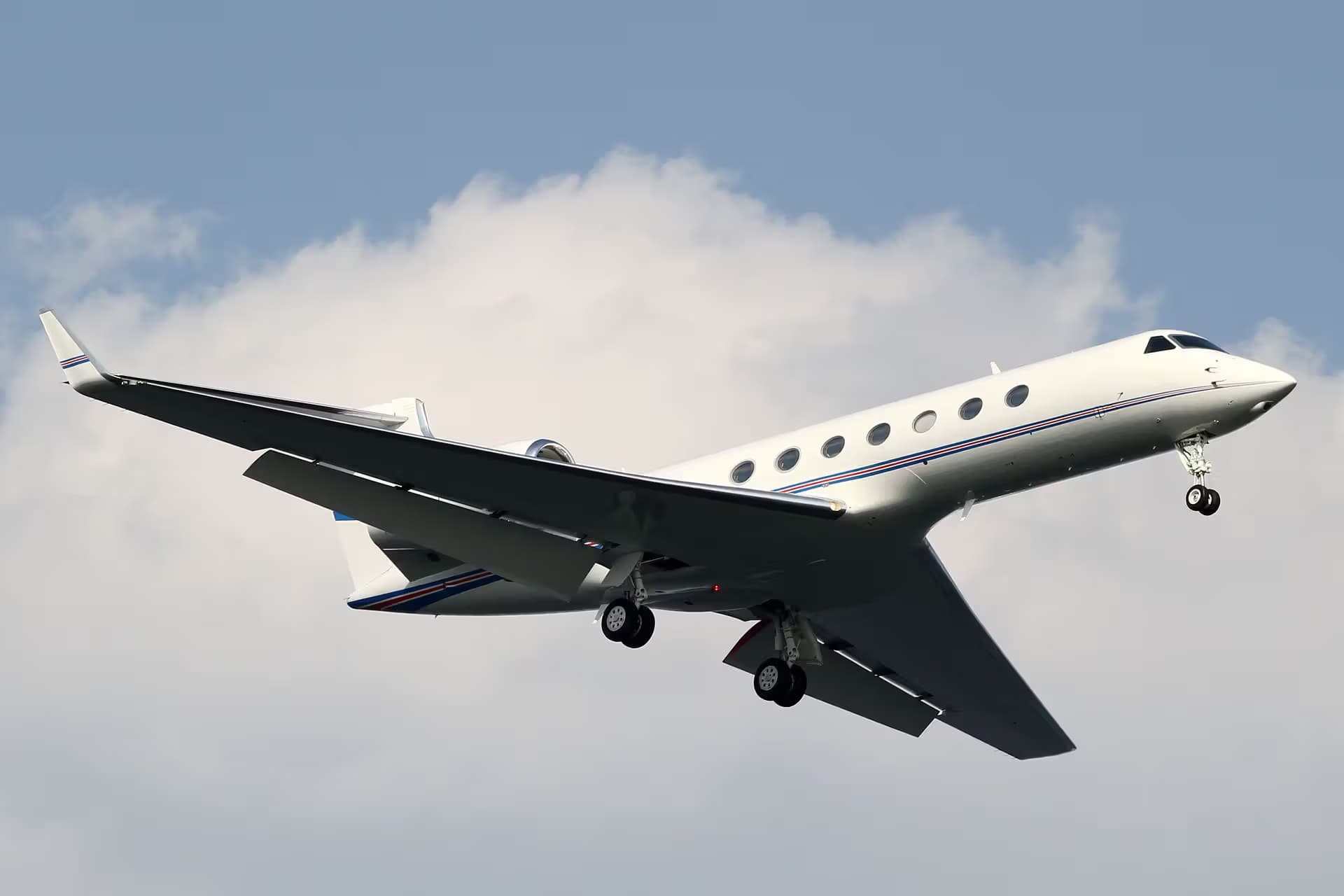 N401HB — Business jet