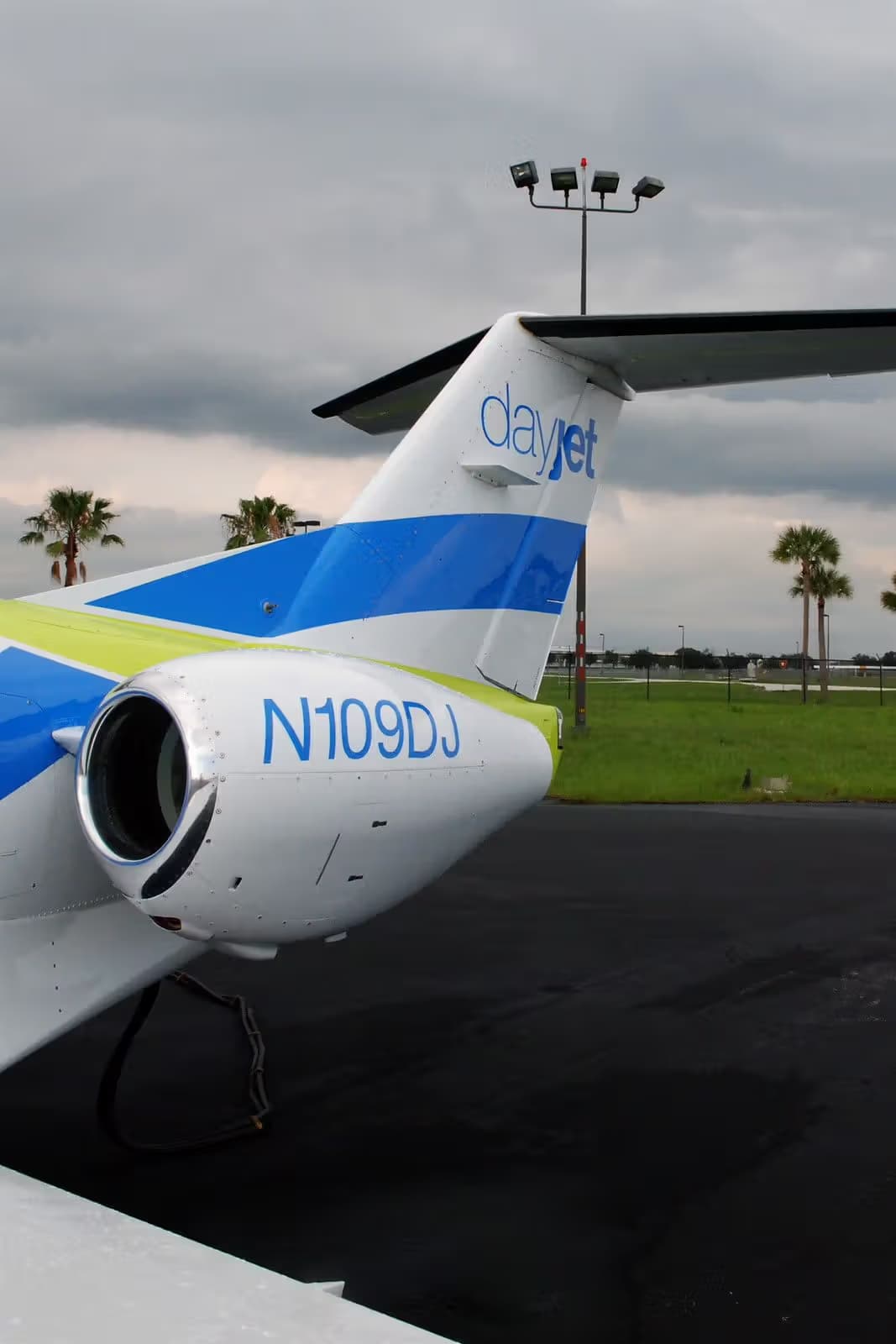 N109DJ — Business jet