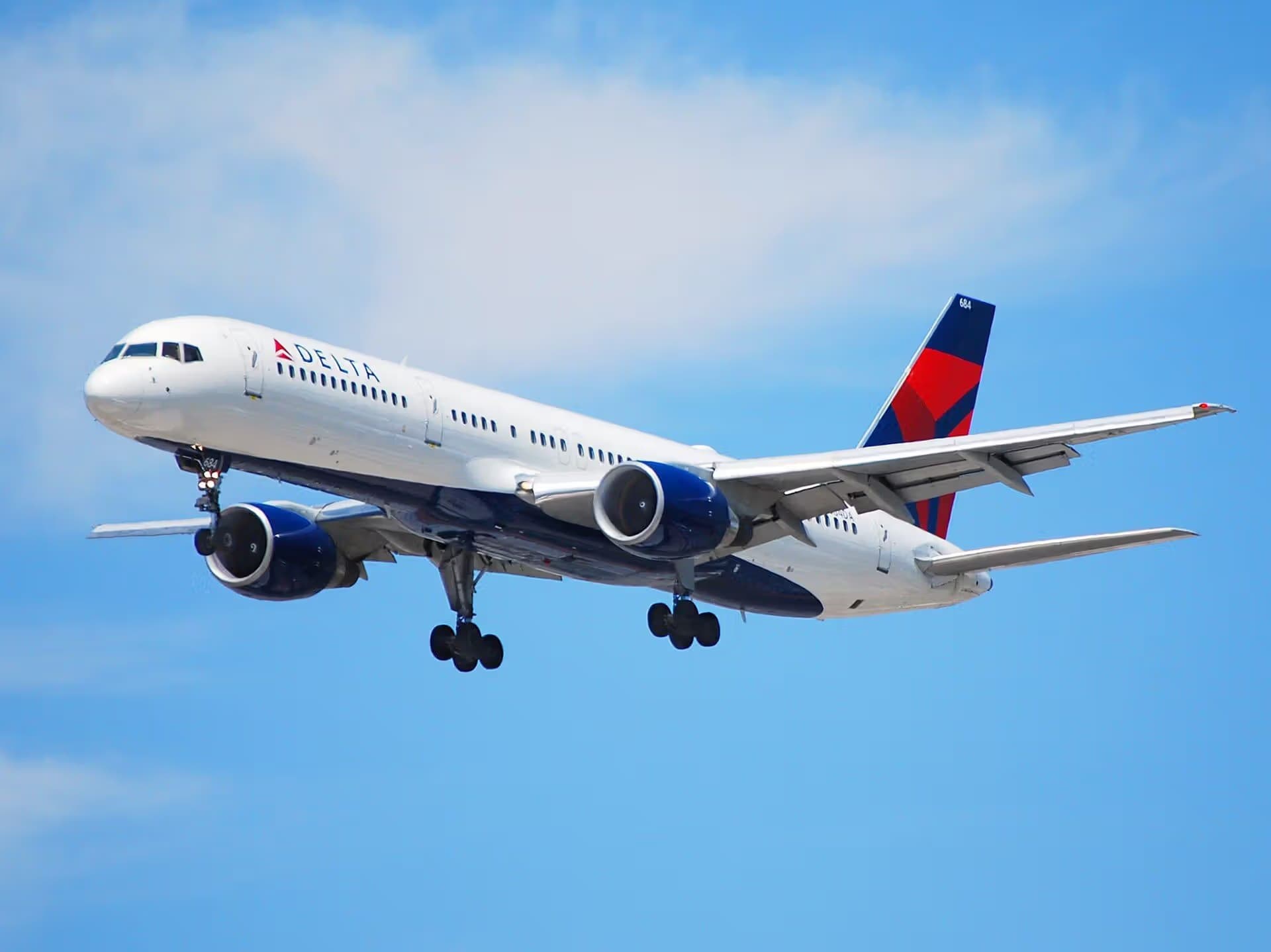 N684DA — Boeing