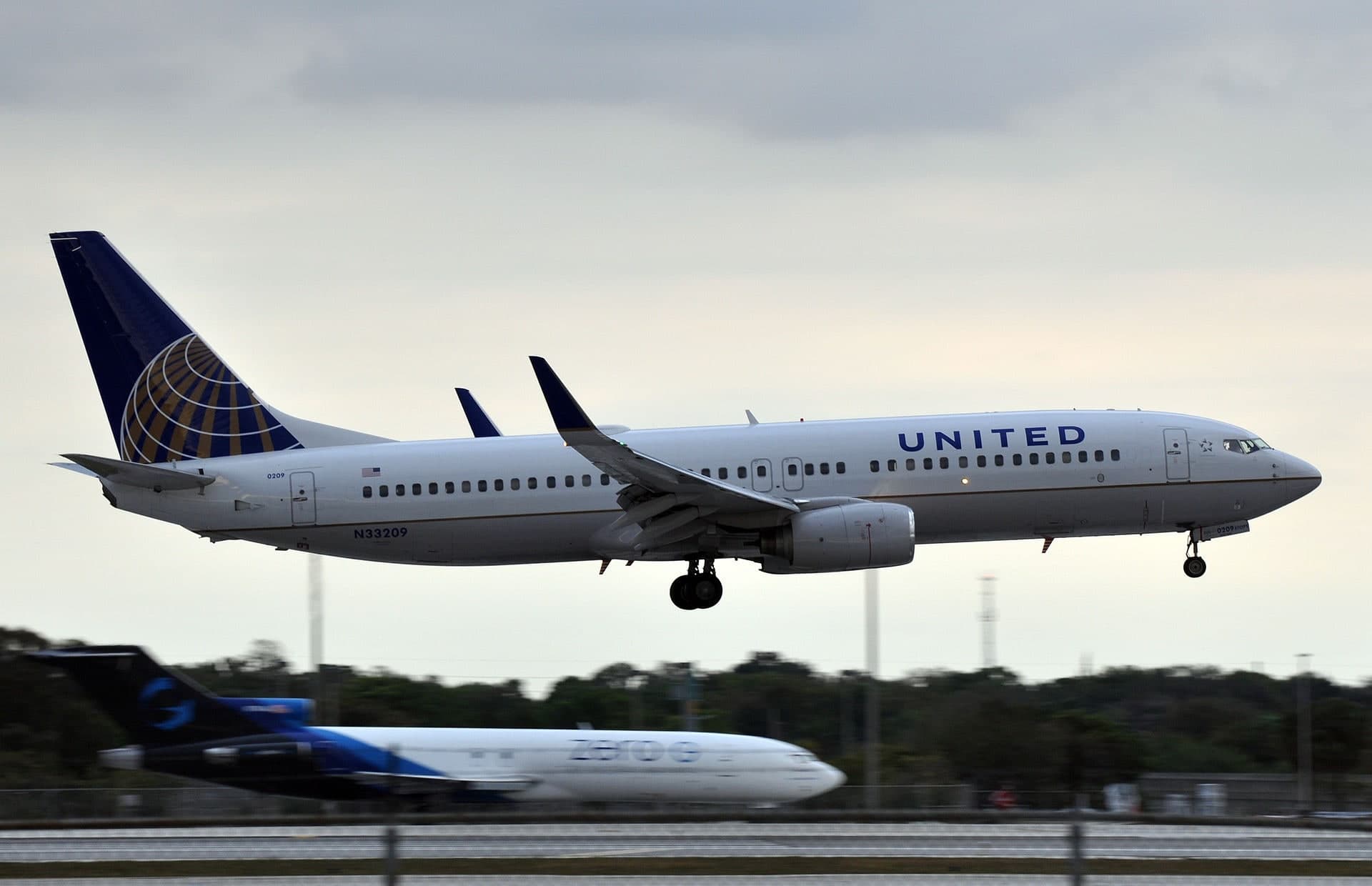 N33209 — Boeing