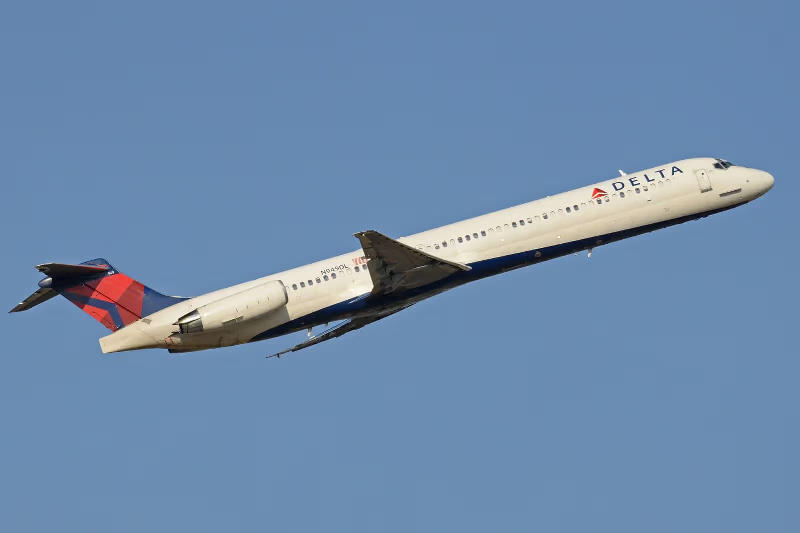 N949DL — Aircraft