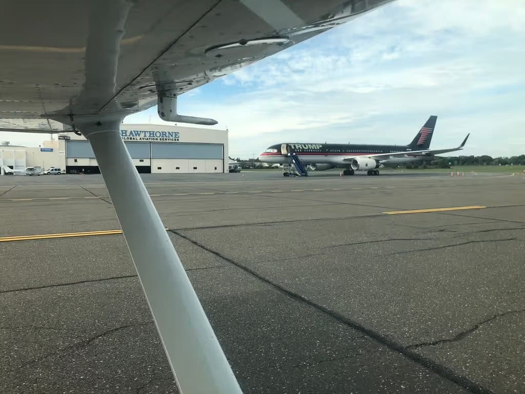 N757AF — Twin-engine aircraft at Long Island MacArthur Airport