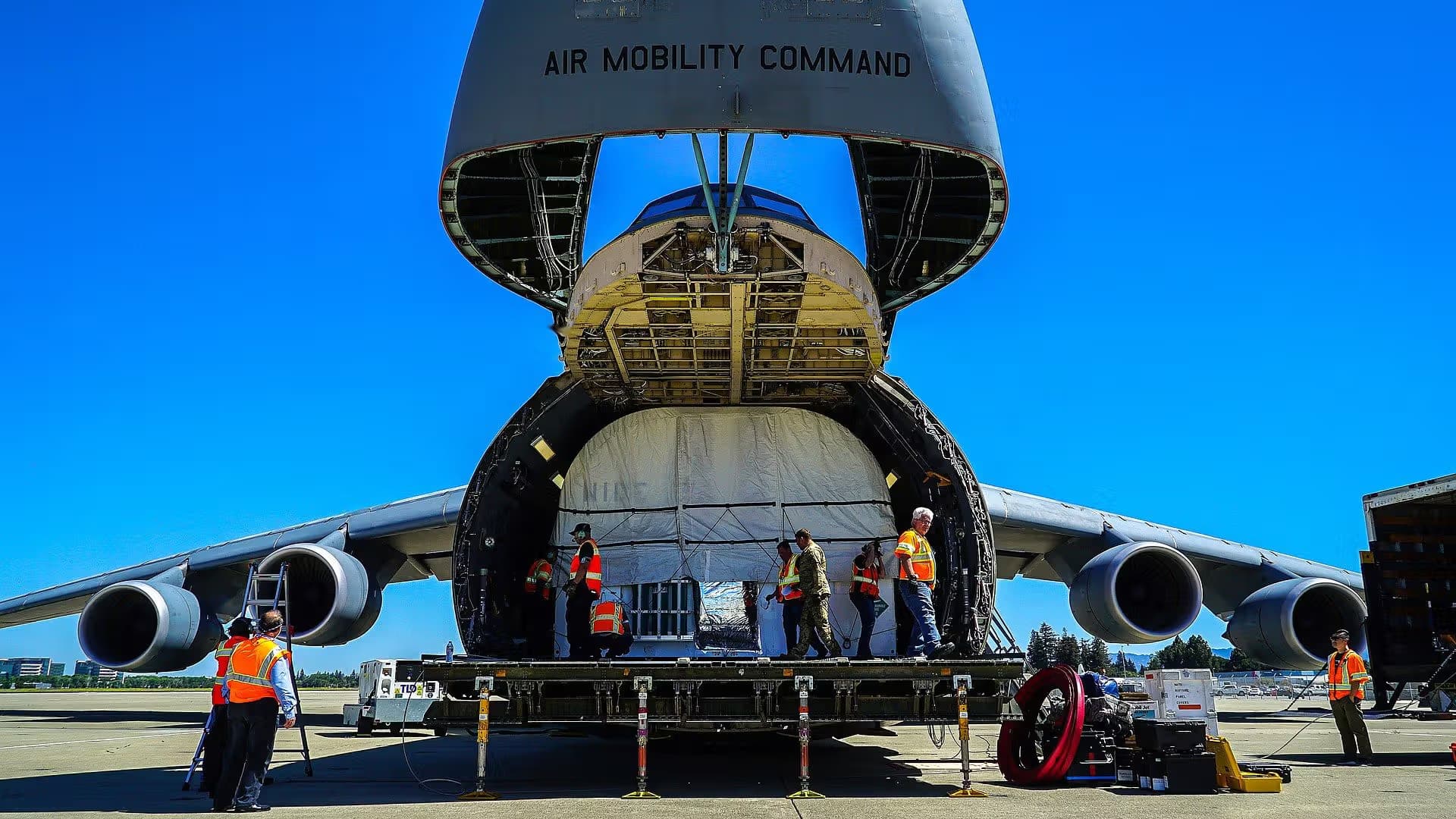 Unidentified — Aircraft