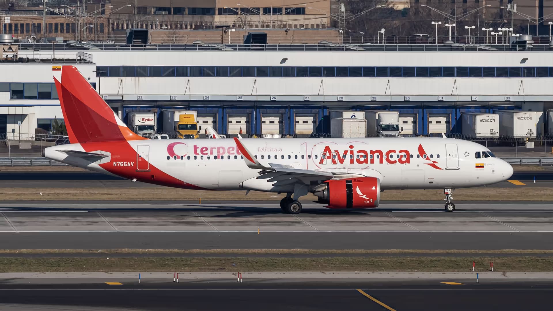 N766AV — Airbus