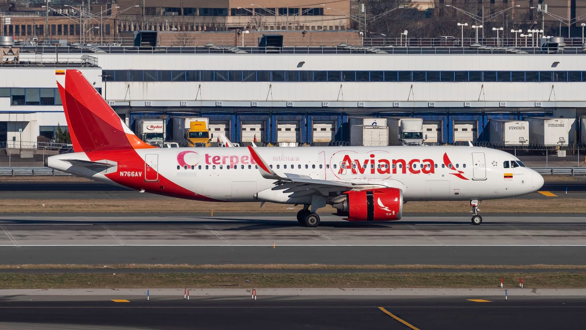 N766AV — Airbus