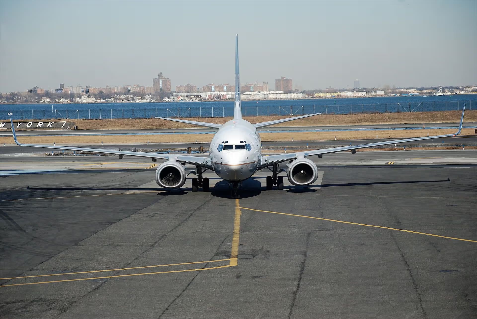 N16732 — Twin-engine aircraft