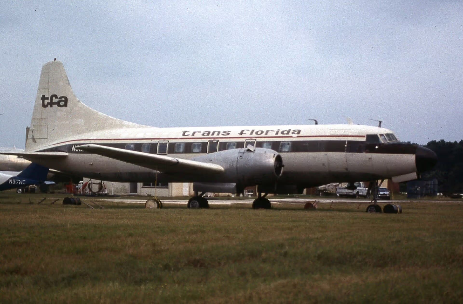 N91237 — Twin-engine aircraft