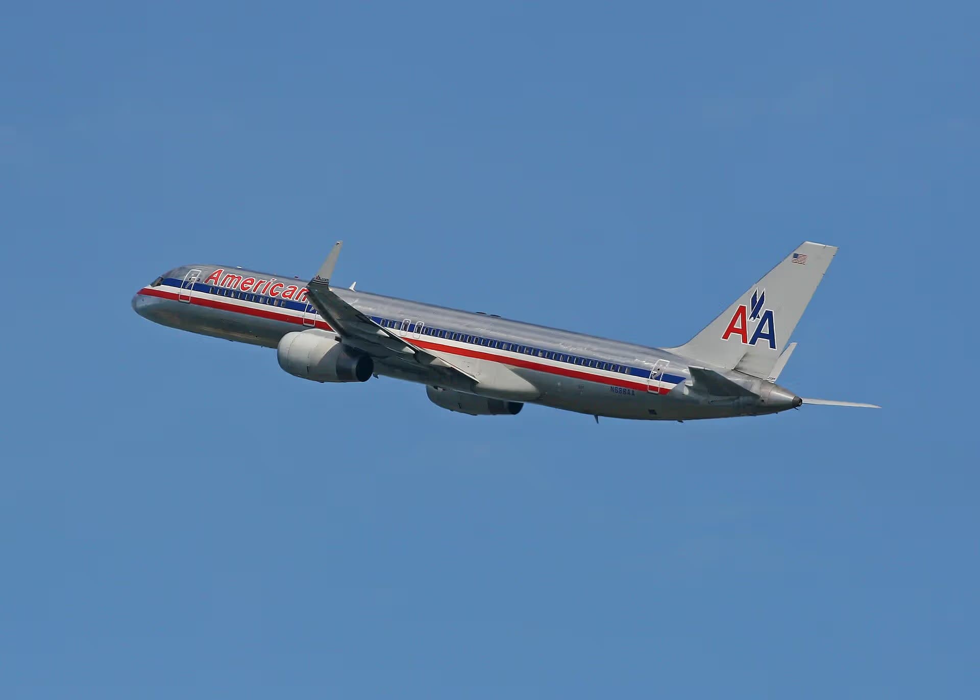 N688AA — Boeing