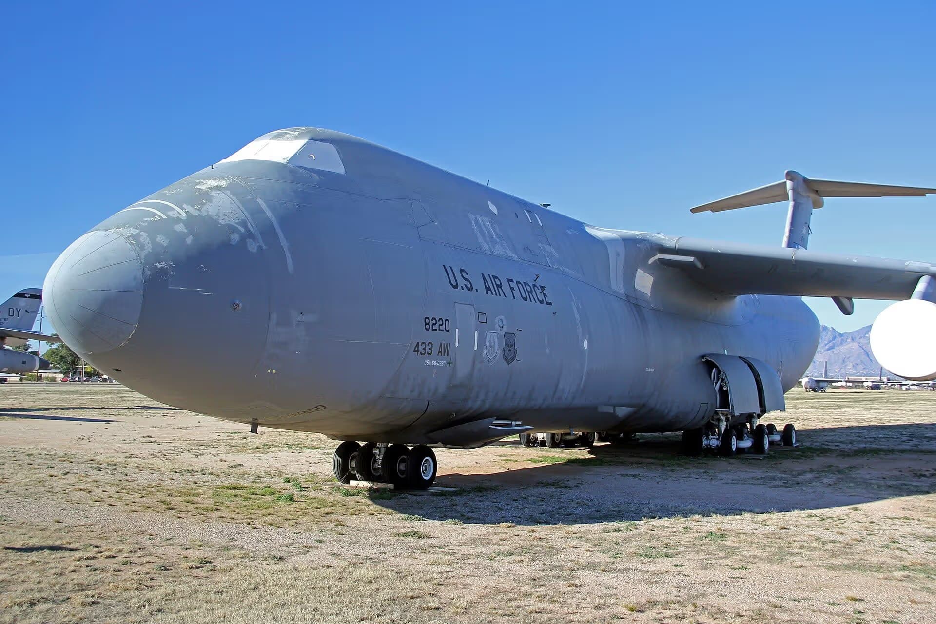 Unidentified — Lockheed