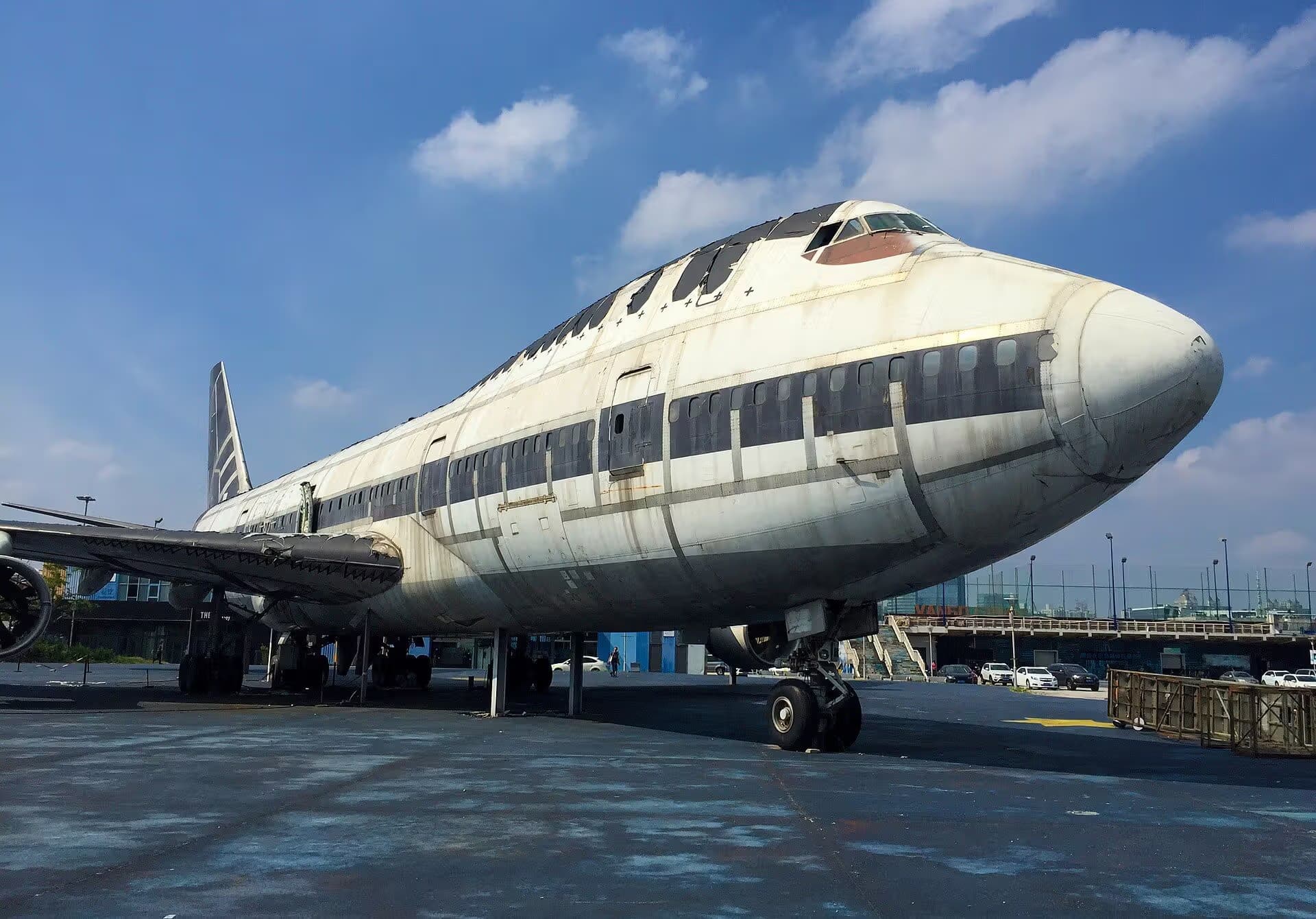 N681UP — Boeing