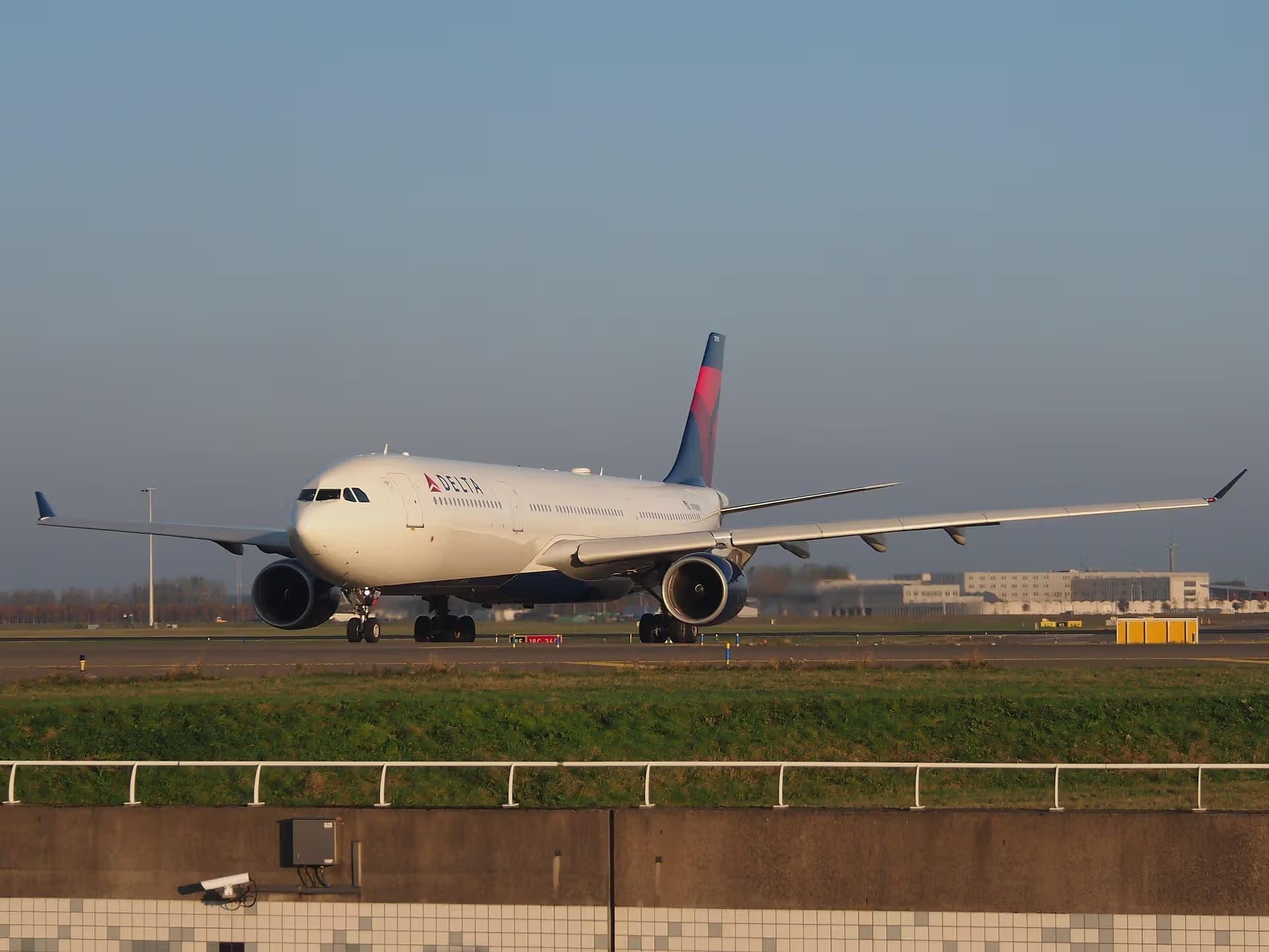N818NW — Airbus