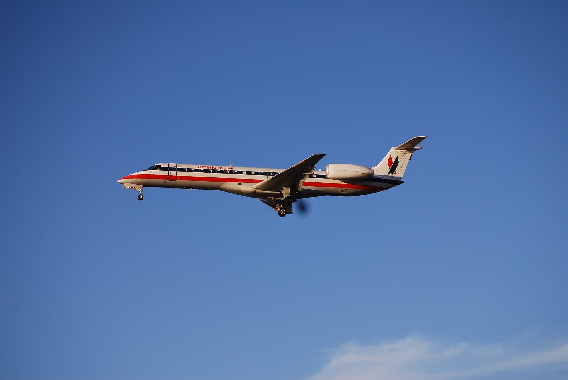 N833AE — Aircraft