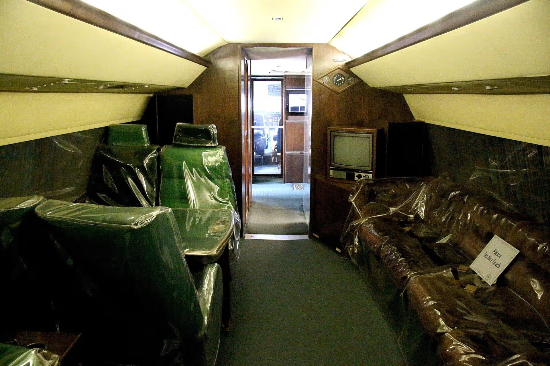 N880EP — Aircraft