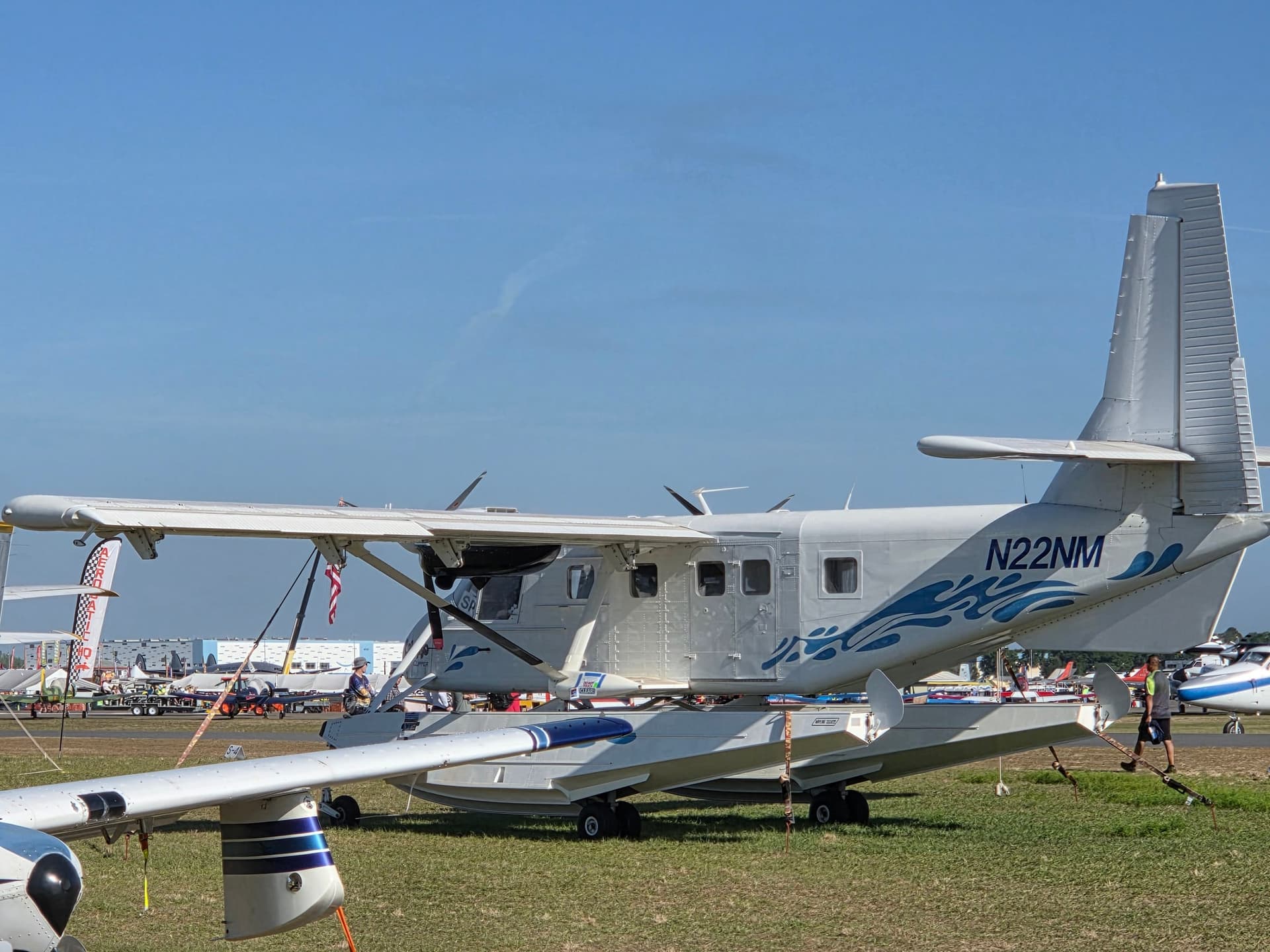 N222NM — Beechcraft Duke B-60 at Lakeland Linder Intl