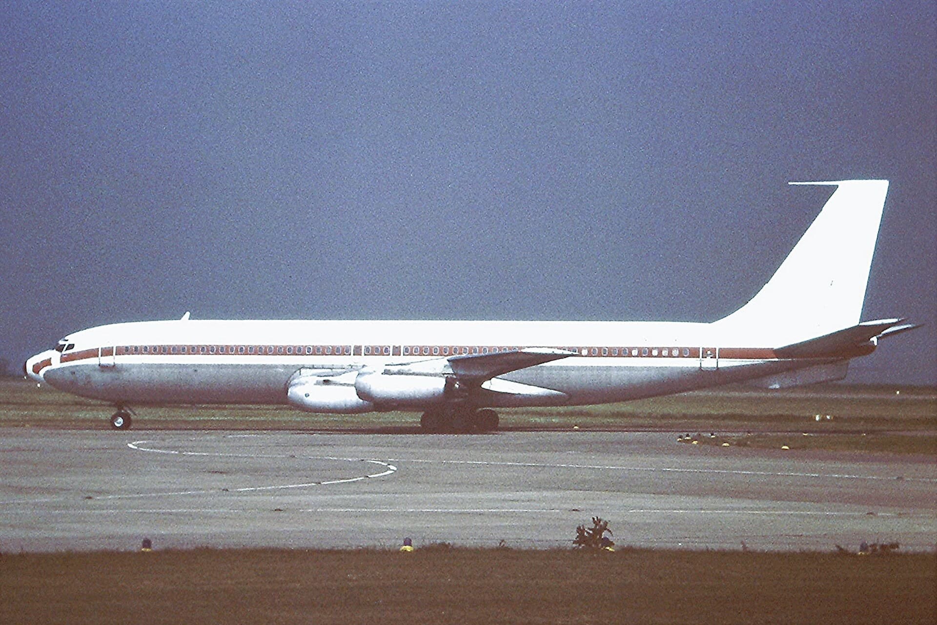 N706TA — Aircraft