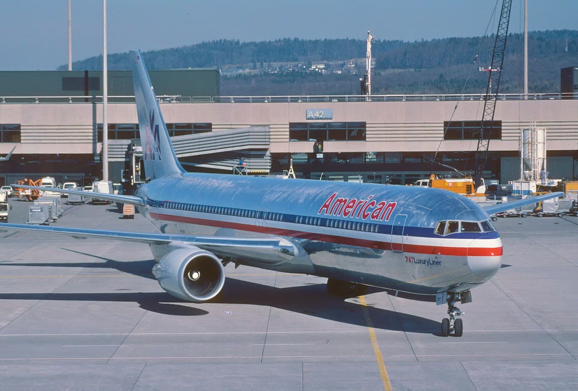 N362AA — Boeing