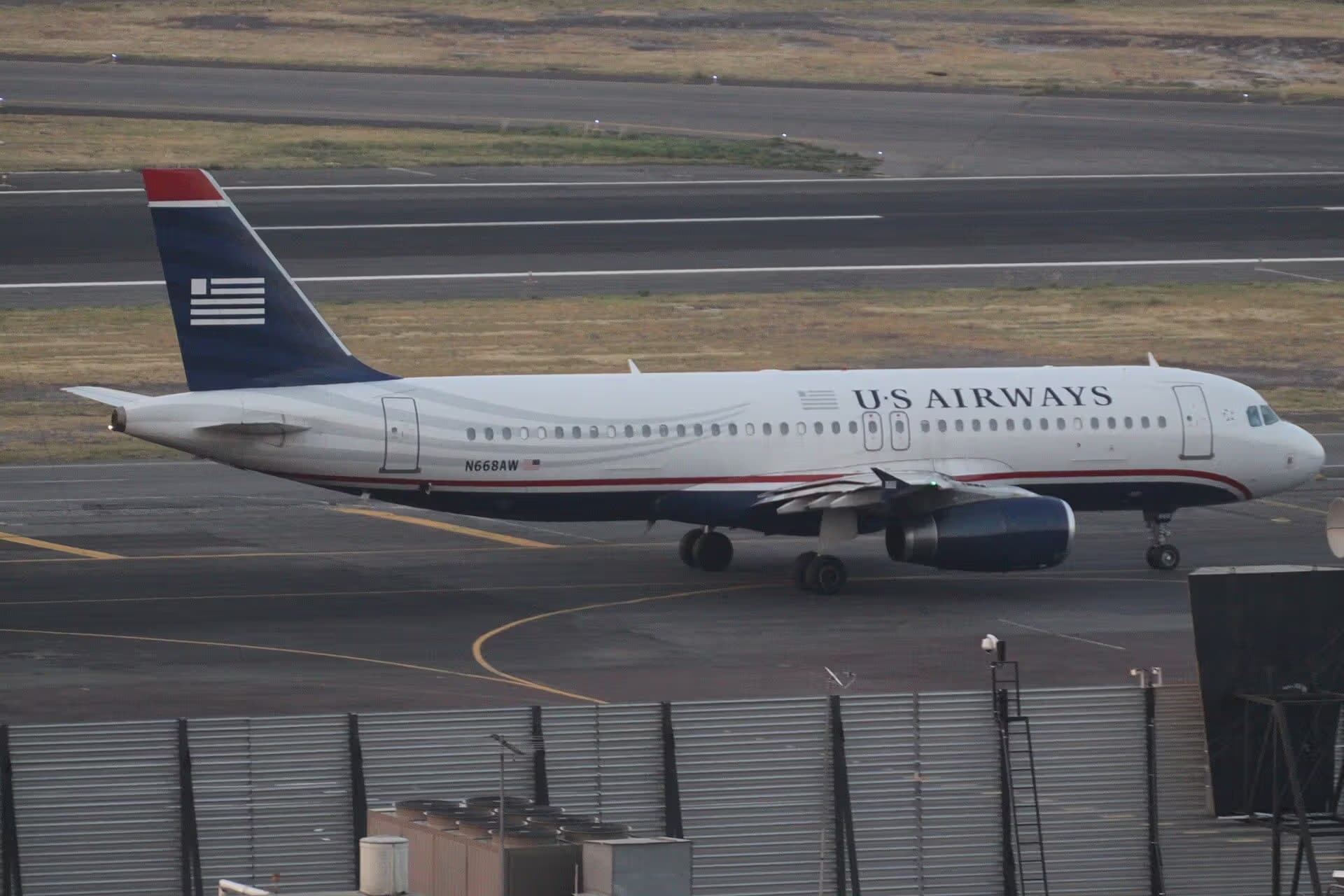 N668AW — Airbus