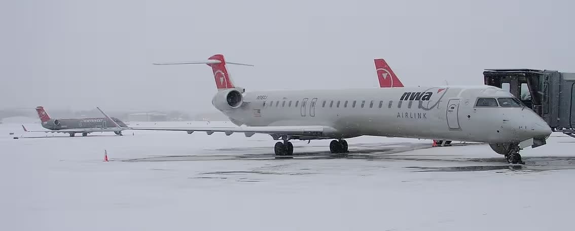 N916XJ — Bombardier