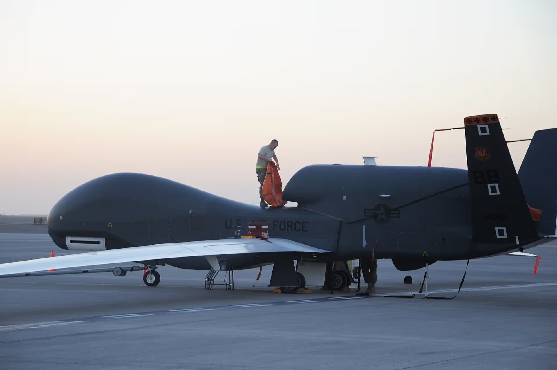 Unidentified — Aircraft