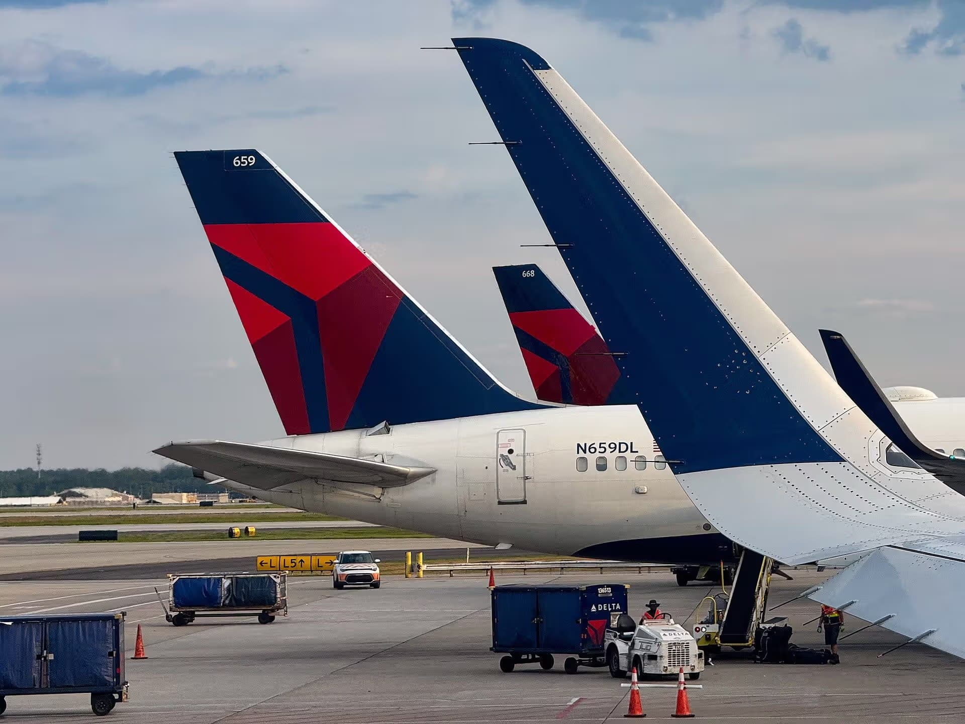 N659DL — Aircraft