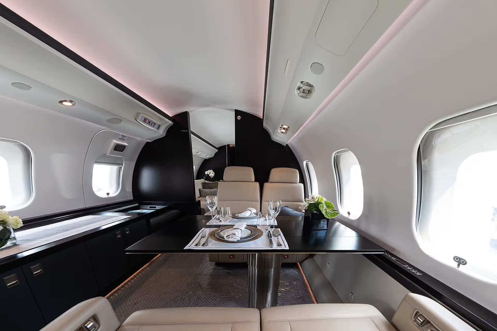 N835GL — Business jet