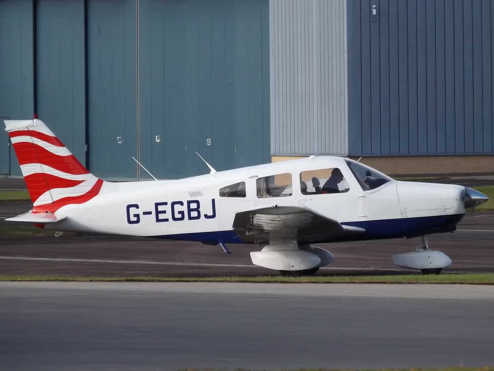 G-EGBJ — Piper