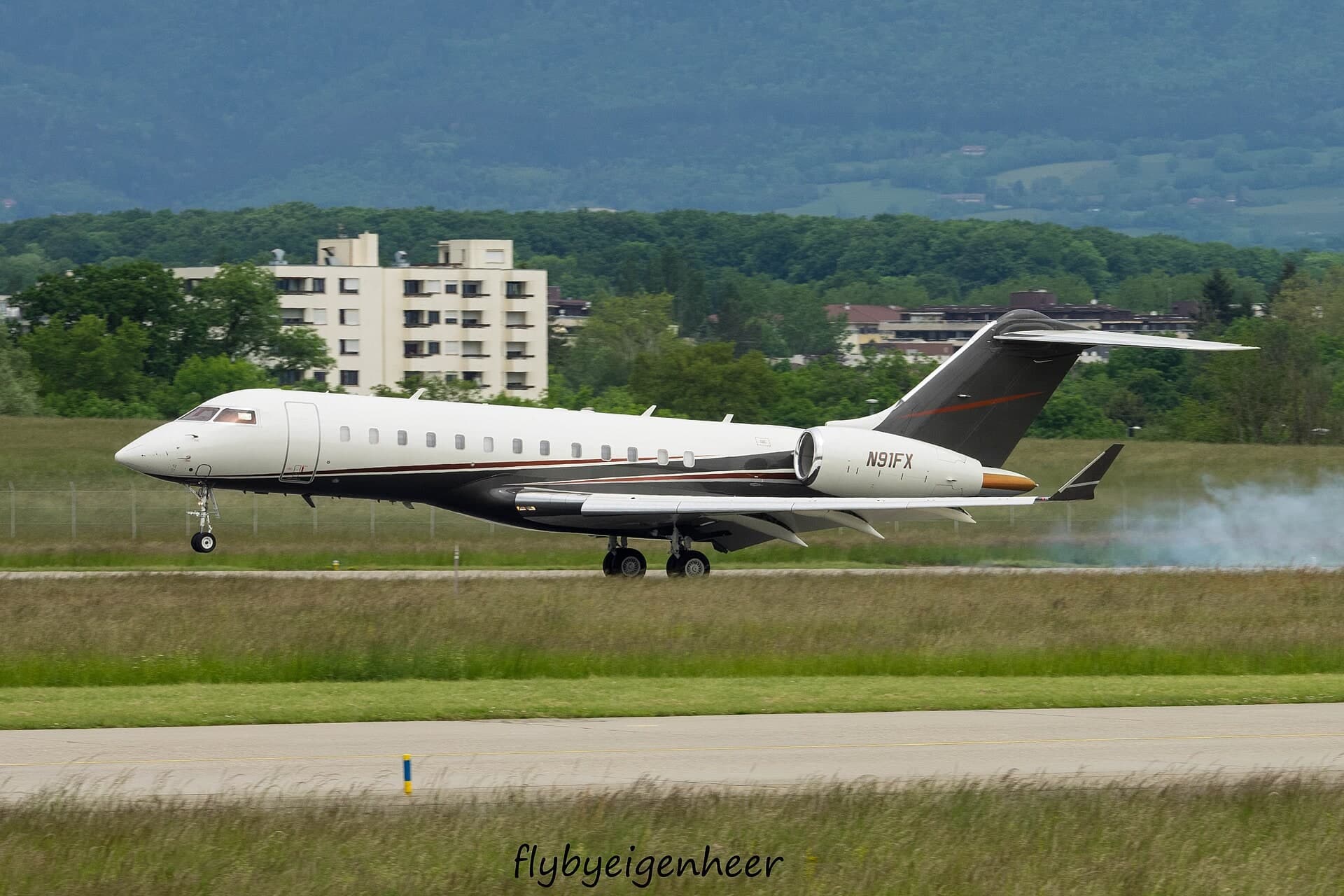 N91FX — Bombardier