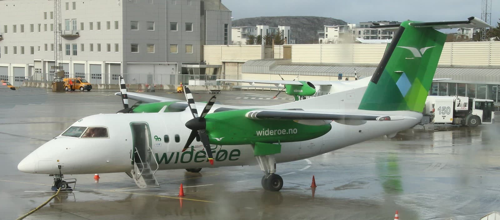 LN-WSB — Aircraft