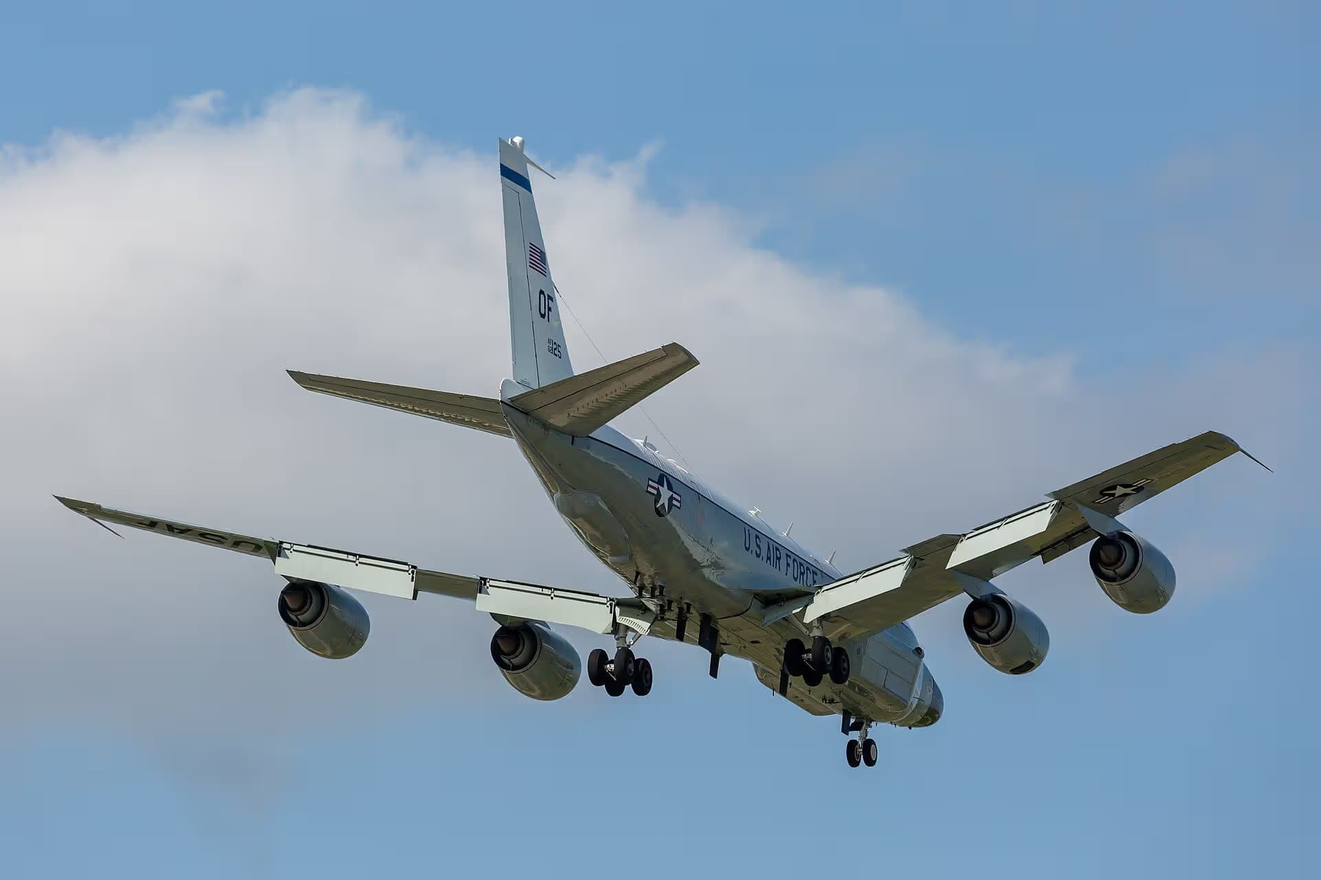 Unidentified — Boeing