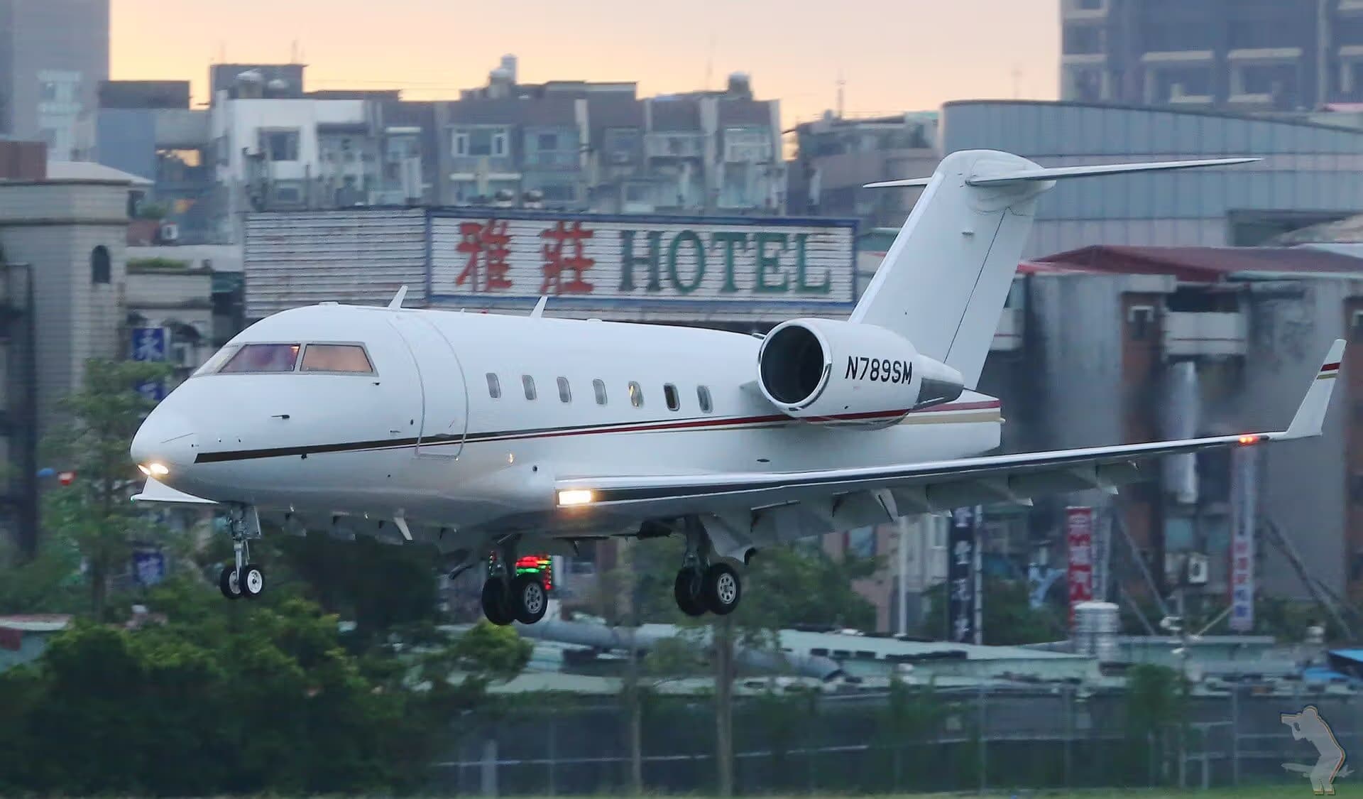 N789SM — Business jet