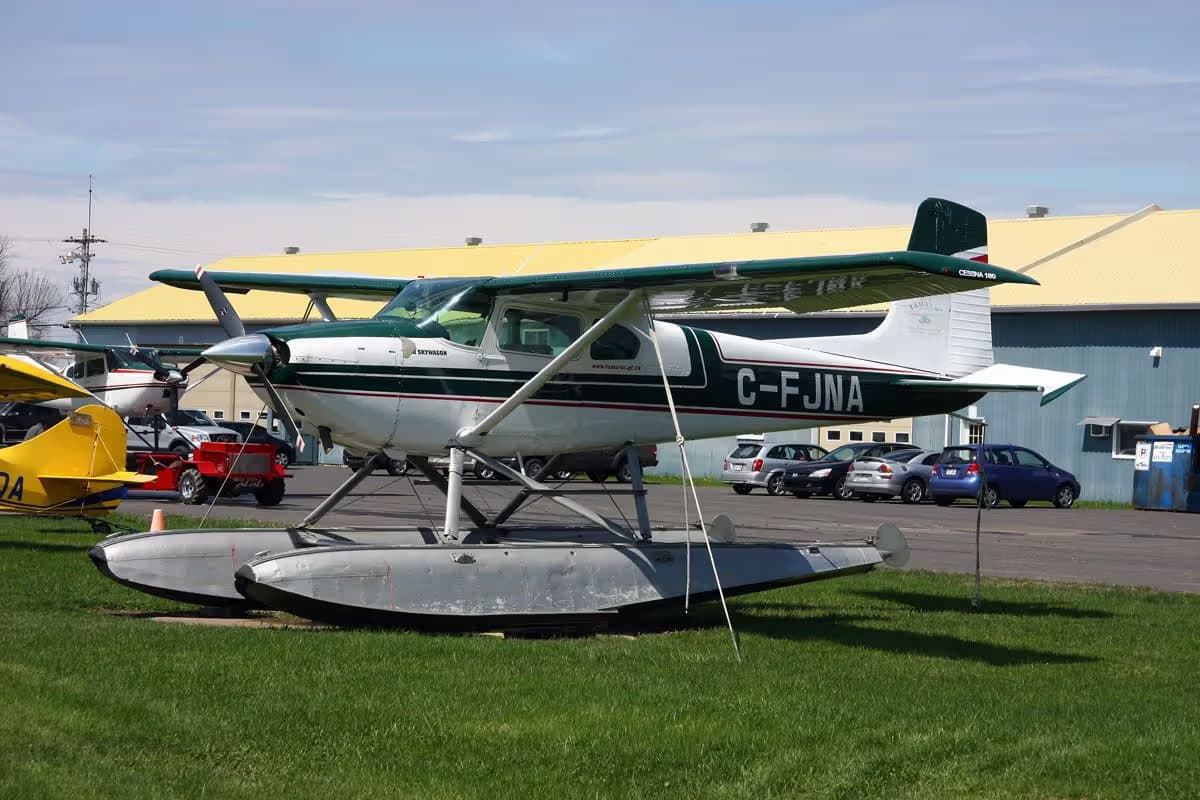 C-FJNA — Cessna